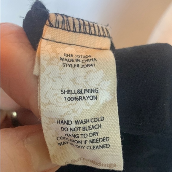 Soft Surroundings Floral Short Sleeved Women's Dress, Size 10 - Picture 7 of 9